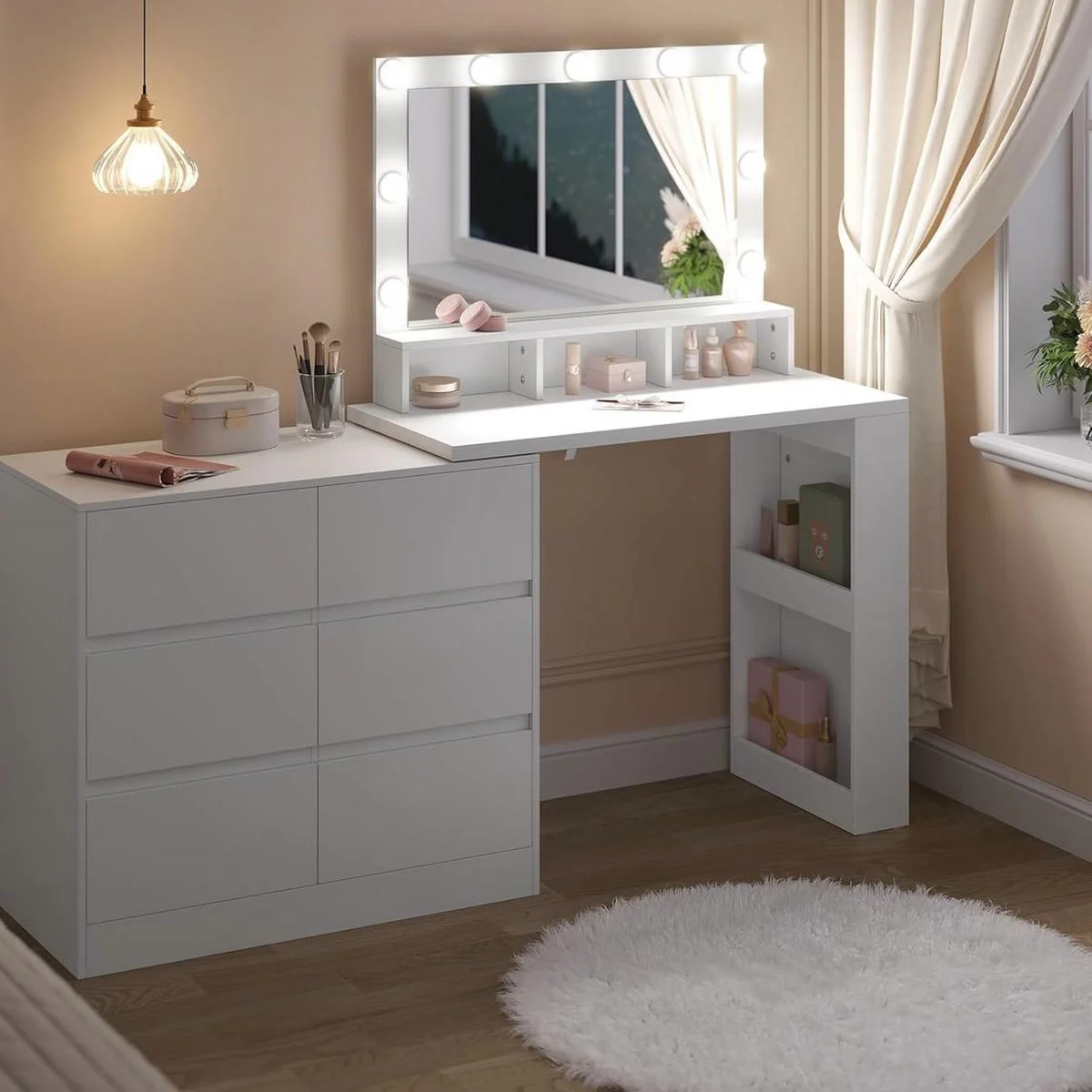 The dressing table set up in a straight line, bulbs lit