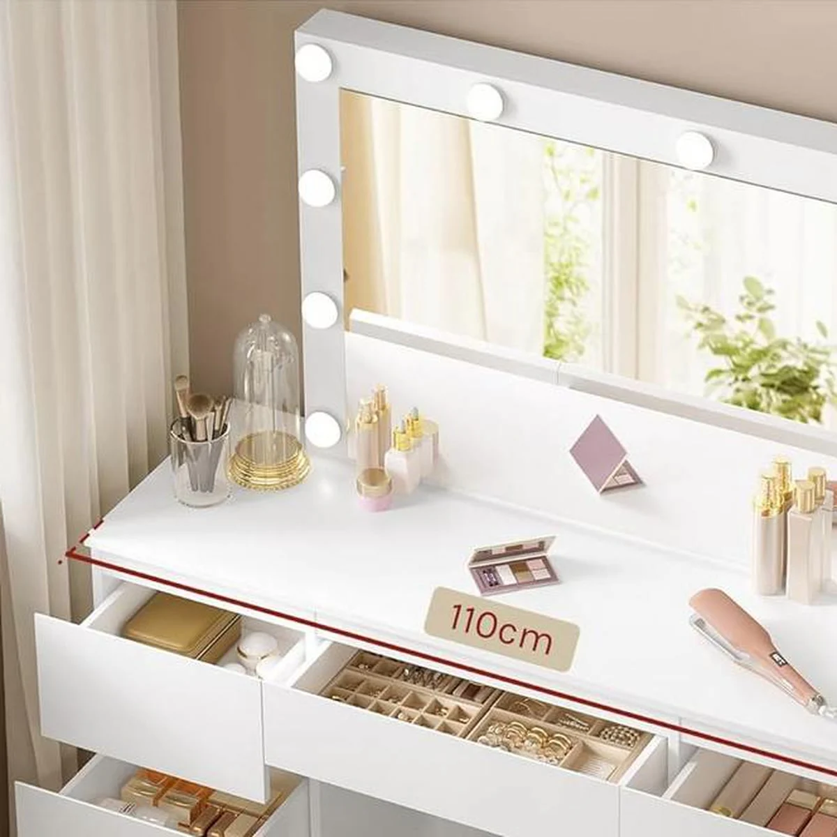 The 110 cm top and the drawers open