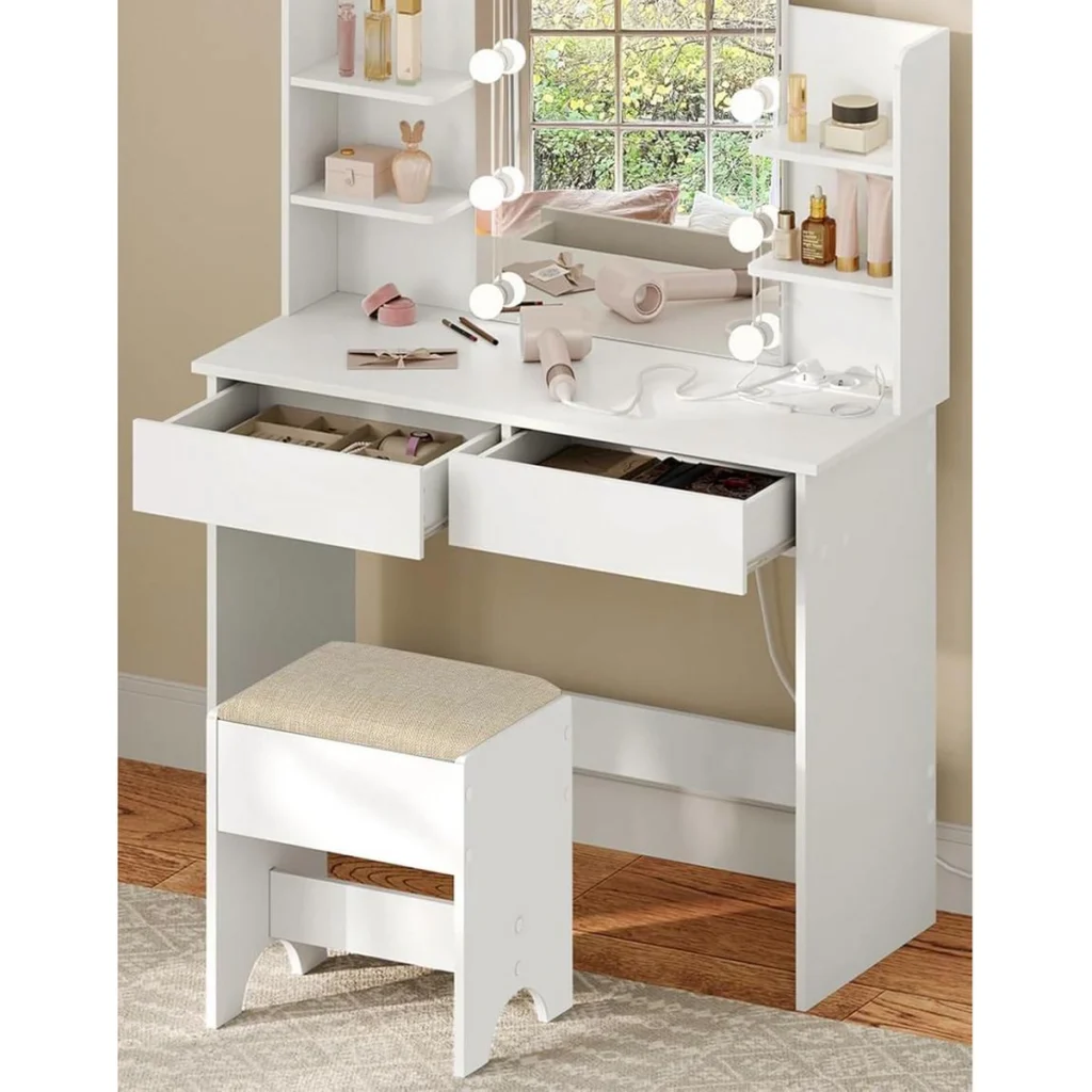 The drawers open under the 90 cm top